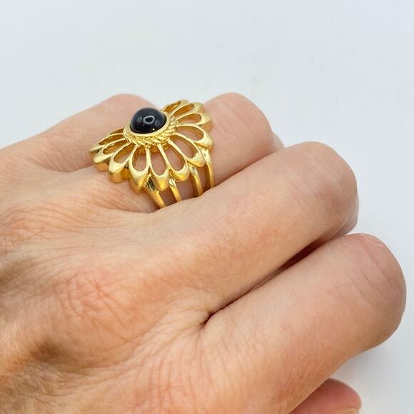 LIA SOPHIA KABLOOM Ring Flower Matte Gold Tone Black - Size 7 - Picture 7 of 9